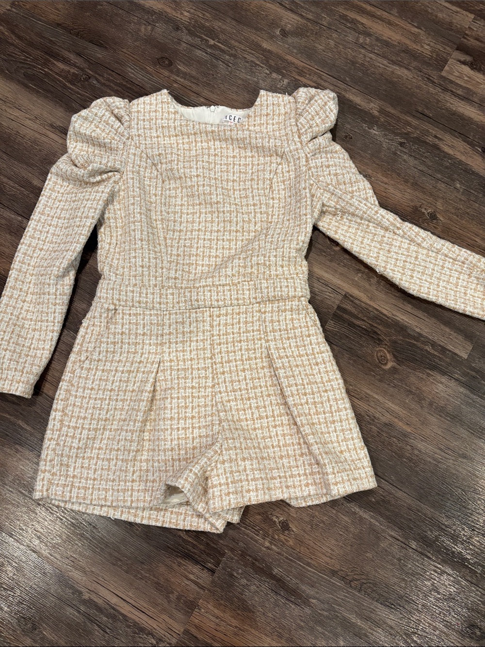 TCEC cream Tweed Puff-Sleeve Romper - women’s